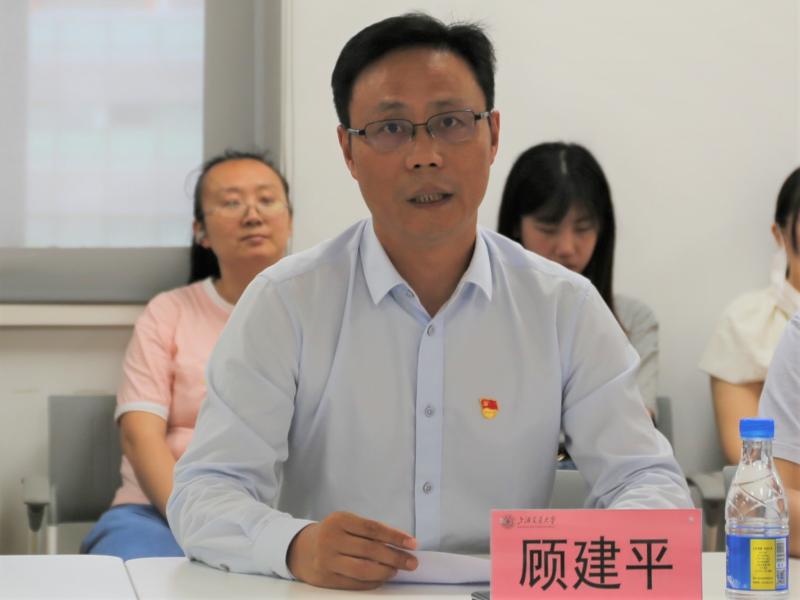 3-顾书记.jpg